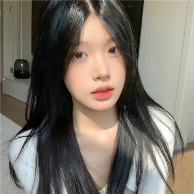 踮起脚尖靠近你海报