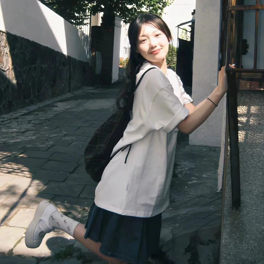 偶像活动剧场版海报